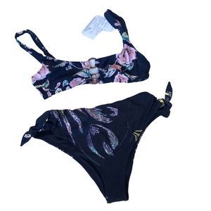 O’Neill bikini reversible black flower pattern NEW